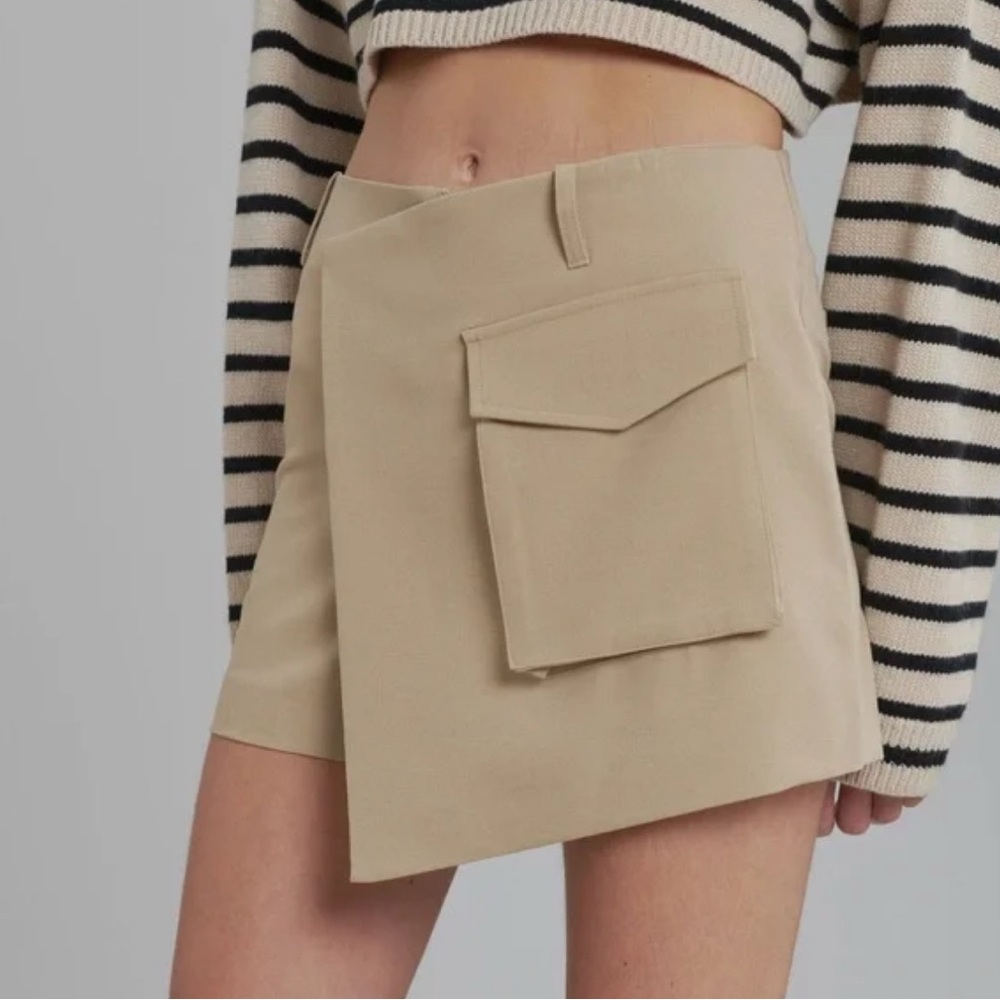 Beige Skort with Pocket Detail